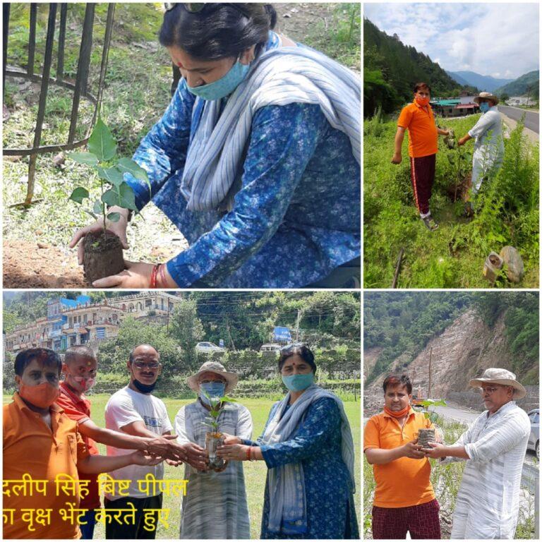 लोकपर्व हरेला:  पीपल लगाओ मिशन के तहत महाविद्यालय अगस्त्यमुनि में किया पीपल वृक्षों का रोपण