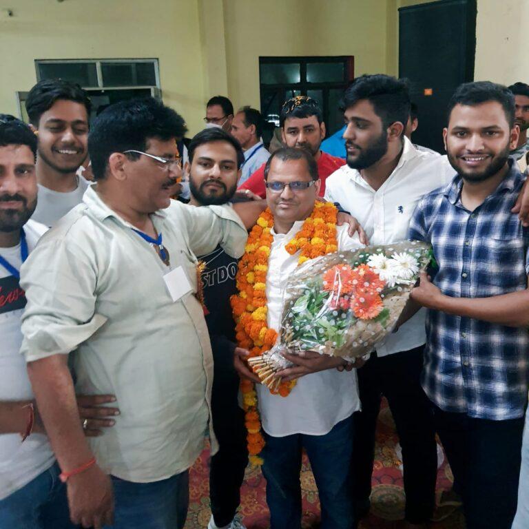 विक्रम रावत बने लोनिवि मिनिस्ट्रेल एसोसिएशन के गढ़वाल क्षेत्र से अध्यक्ष