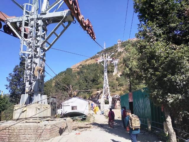 सुरकुण्डादेवी रोपवे का मासिक रूटीन/चेकअप/निरीक्षण के चलते 05 अप्रैल रोपवे की सेवा पूर्ण रूप से रहेगी स्थगित
