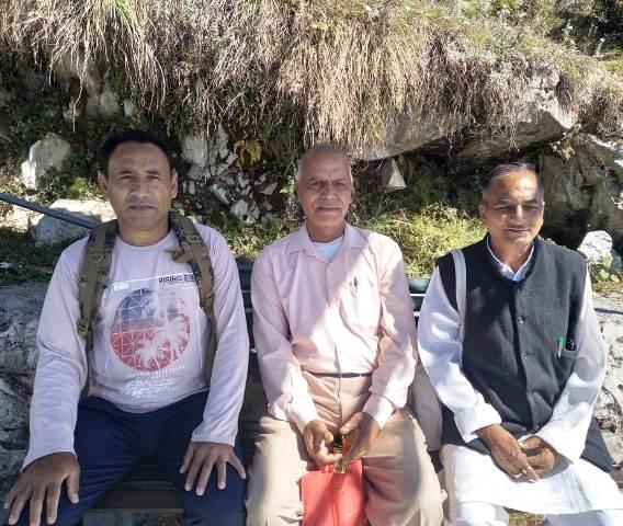 ट्रैकिंग और माउंटेनियरिंग मिशन को समर्पित एक पूर्व सैनिक : सेना मैडल प्राप्त श्री बिजेंद्र सिंह नेगी