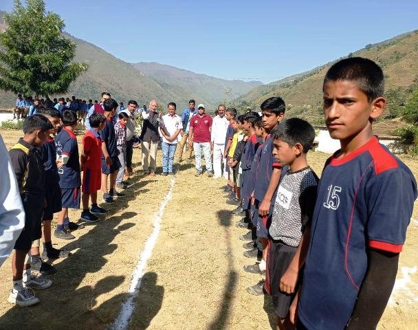 अटल उत्कृष्ट विद्यालय घोड़ाखुरी में खेल महाकुम्भ का आगाज, बच्चों को नशे से दूर रखने के लिए खेल जरूरी, गज़ब की प्रतिभा है हमारे नौनिहालों में: अमेन्द्र बिष्ट