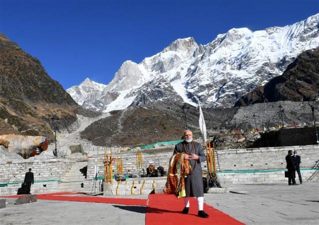 श्रीकेदारनाथ धाम में पूजा अर्चना के साथ प्रधानमंत्री नरेंद्र मोदी ने किया 130 करोड़ रुपये की पुनर्विकास परियोजनाओं का उद्घाटन