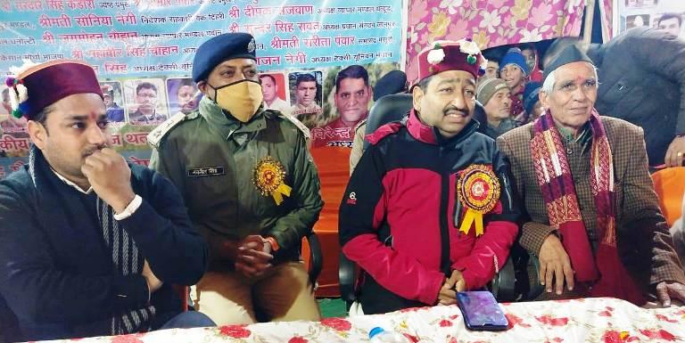 जौनपुर महोत्सव समिति द्वारा आयोजित "जौनपुर महोत्सव" कार्यक्रम में पुलिस महानिदेशक उत्तराखंड ने की शिरकत जौनपुरी संस्कृति से हुए रूबरू