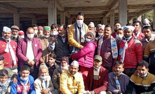 उत्तराखंड चुनाव 2022: विधानसभा धनोल्टी: नैनबाग में आम आदमी पार्टी के प्रत्याशी अमेन्द्र बिष्ट का भव्य स्वागत