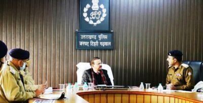 पुलिस ऑब्जर्वर ने जनपद भ्रमण कर विधानसभा सामान्य निर्वाचन-2022 की तैयारियों को लेकर जनपद में पुलिस अधिकारियों की ली बैठक