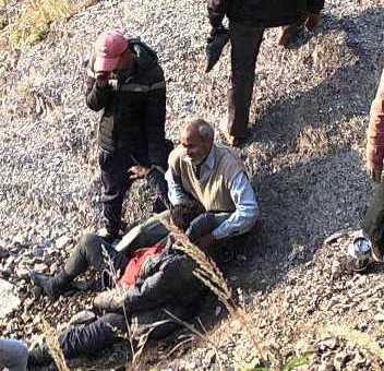 Accident: पसरखेत गजा के पास स्कूटी के खाई में गिरने से 1 की मौत, 1 घायल