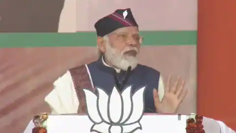 “मकान केवल ईंट, सीमेंट से तैयार ढांचा नहीं बल्कि इससे हमारी भावनाएं व आकांक्षाएं जुड़ी होती हैं: PM मोदी