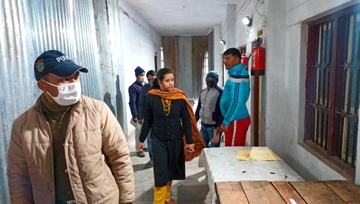 ITI  नई टिहरी में डीएम इवा श्रीवास्तव ने किया स्ट्रांग कक्षों का स्थलीय निरीक्षण 