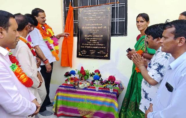 भरपूर प्रतापनगर संस्कृति भवन का लाेकार्पण: दिन प्रतिदिन अपनी पहचान खाेते जा रहे पारम्परिक वाद्य यंत्रों को सामुहिक प्रयास से जीवंत बनाये रखना होगा : विधायक नेगी