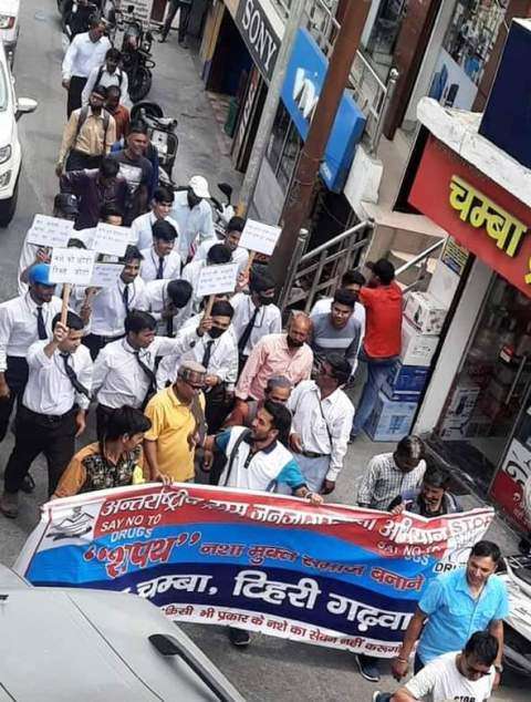 एक पंथ दो काज, चरितार्थ हुई कहावत: नशा मुक्ति अभियान व प्रतिष्ठित साहित्यकार डॉ.अतुल शर्मा जी से भेंट