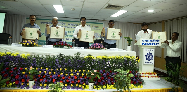NMDC- पर्या-हितैषी खनिक ने मनाया विश्व पर्यावरण दिवस