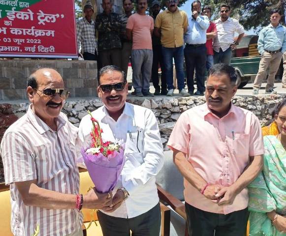 ठांगधार से कौडिया तक साइकिल ट्रैक का शुभारंभ: वन एवं पर्यटन विभाग मिलकर पर्यटन की संभावनाओं को बढ़ाए: विक्रम सिंह नेगी