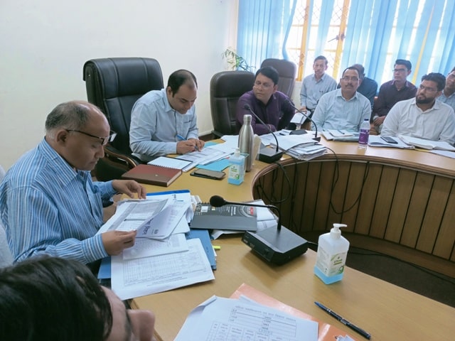 ग्राम्य विकास विभाग द्वारा संचालित योजनाओं तथा विभागीय योजनाओं की समीक्षा बैठक