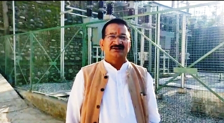 नकोट विद्युत सब स्टेशन अचानक पहुंचे विधायक, सुनसान विद्युत स्टेशन देख हुए नाराज