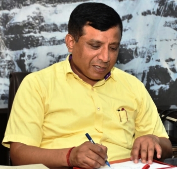 नवनियुक्त महानिदेशक सूचना श्री बंशीधर तिवारी ने कार्यभार किया ग्रहण