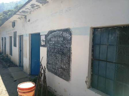 मिशन शतक के अंतर्गत केशरधार नैचोली इंटर कालेज में विज्ञान वर्ग के छात्र-छात्राओं की परीक्षा आयोजित