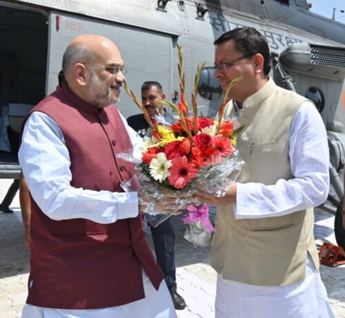 केंद्रीय गृह एवं सहकारिता मंत्री श्री अमित शाह के उत्तराखण्ड आगमन पर हरिद्वार में मुख्यमंत्री श्री धामी ने किया स्वागत