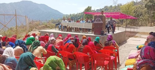 शिखर स्कालर्स एकेडमी हाईस्कूल गजा में शैक्षिक उन्नयन हेतु अध्यापक अभिभावक संघ की बैठक आयोजित