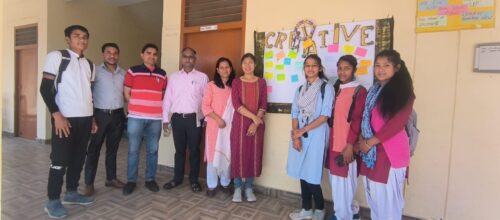 महाविद्यालय थलीसैंण में अंग्रेजी विभागीय परिषद द्वारा “क्रिएटिव वॉल” स्थापित