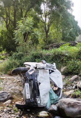 गडोलिया डांगचौरा के समीप कार accident, 01 की मौत, 7 घायल