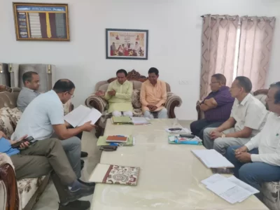राजकीय महाविद्यालयों में अध्ययनरत 50 निर्धन एवं मेधावी छात्रों को शोध के लिये मिलेगी स्कॉलरशिपः डॉ. धन सिंह रावत
