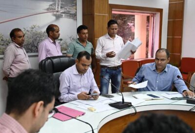 जनता मिलन कार्यक्रम में जिलाधिकारी ने सुनी जन शिकायतें, 38 शिकायतें दर्ज 