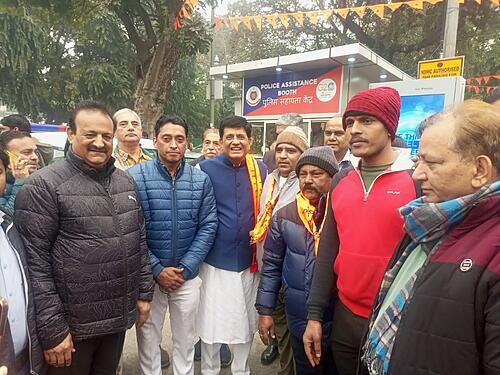 🛕🚩आओ मिलकर स्वच्छता की ओर कदम बढ़ाएं, हर मंदिर को अयोध्या की तरह सजाएं। 🛕🚩