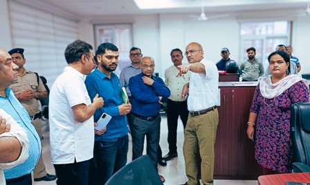 बांध परियोजना ओं को लगाने हैं शैडो कंट्रोल, USDMA में शैडो कंट्रोल लगाने की कवायद शुरू सचिव आपदा प्रबंधन डॉ. सिन्हा की उपस्थिति में हुई टेस्टिंग