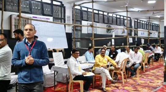 टिहरी जिले की सभी छः विधानसभाओं में मतगणना प्रेक्षक गणों की निगरानी में शांतिपूर्वक शुरू