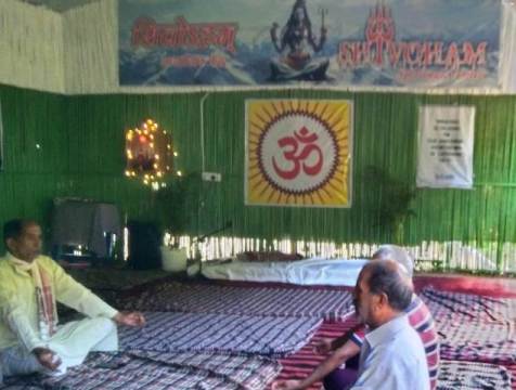 अन्तर्राष्ट्रीय योग दिवस पर आध्यात्म केन्द्र गुरियाली रानीचौरी में किया ध्यान योग