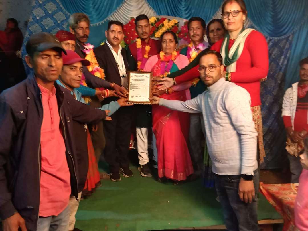 प्रतापनगर प्रखंड के दीनगांव से लें सबक नशा मुक्त हो मांगलिक कार्यक्रम: राकेश राणा