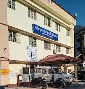 श्रीदेव सुमन राजकीय उप जिला चिकित्सालय नरेन्द्रनगर में सामान्य संस्थागत प्रसव कराने में किसी भी प्रकार की कठिनाई नहीं: CMO