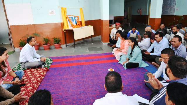 राष्ट्रपिता महात्मा गांधी जी एवं लाल बहादुर शास्त्री जी को जयंती के अवसर पर टिहरी जनपद में विभिन्न स्थानों पर दी गई श्रद्धांजलि