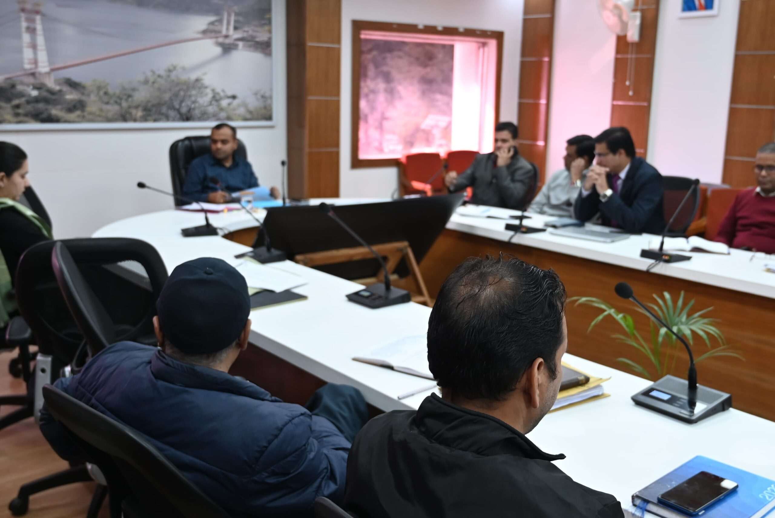 ट्रांस जेंडर संरक्षण सेल एवं अवैध खनन की बैठक जिलाधिकारी मयूर दीक्षित की अध्यक्षता में आयोजित 