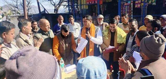 राष्ट्रीयकृत बैंक खोलने के लिए व्यापार सभा ने गढ़वाल सांसद अनिल बलूनी के समक्ष रखी एक सूत्रीय मांग