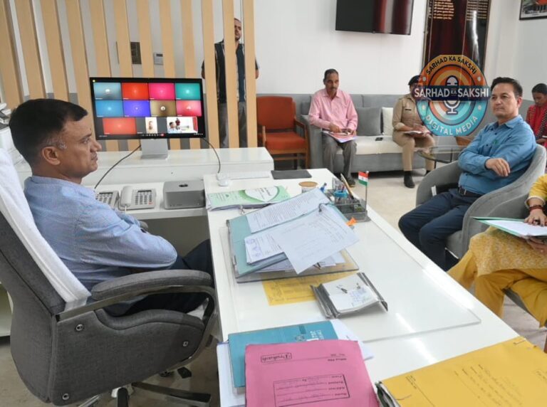 टिहरी में एन.डी.पी.एस. एक्ट के तहत जिला स्तरीय समिति की बैठक सम्पन्न, नशामुक्ति अभियान को लेकर दिए गए सख्त निर्देश