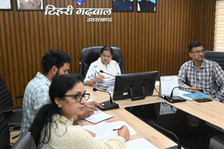 नमामि गंगे परियोजना के तहत देवप्रयाग व मुनी की रेती में सीवर लाइन व ट्रीटमेंट प्लांट निर्माण कार्य प्रगति पर