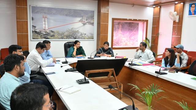 सरस महोत्सव 2025 को भव्य रूप देने की तैयारी शुरू—जिलाधिकारी की अध्यक्षता में हुई समन्वय बैठक