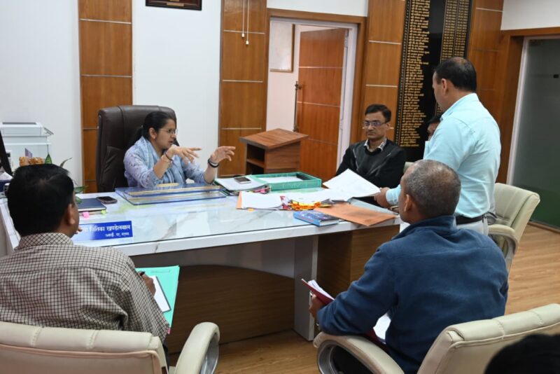 घनसाली एवं बालगंगा प्रभावित परिवारों के पुनर्वास हेतु जिला स्तरीय समिति की बैठक सम्पन्न