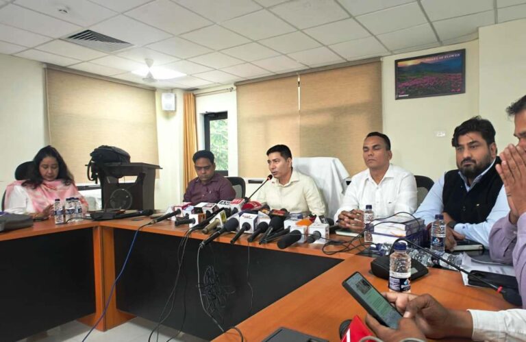 बच्चों की सुरक्षा सर्वोच्च: उत्तराखंड में प्रतिबंधित कफ सिरप के खिलाफ सघन अभियान
