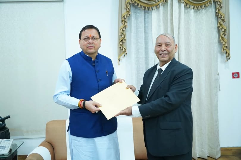 UKSSSC परीक्षा अनियमितताओं की जांच पर आयोग ने सौंपी अंतरिम रिपोर्ट, सीएम धामी ने कहा— “अभ्यर्थियों के हित में लिया जाएगा निर्णय”