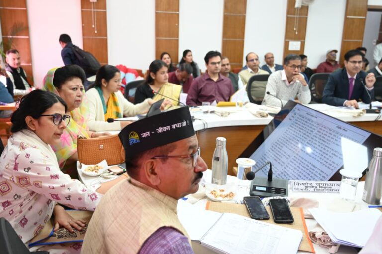 टिहरी गढ़वाल सांसद माला राज्यलक्ष्मी शाह की अध्यक्षता में ‘दिशा’ समिति की बैठक सम्पन्न