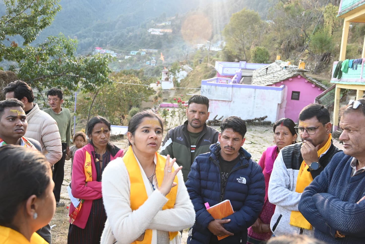 डीएम नितिका खण्डेलवाल ने किया उत्तर द्वारिका सेम नागराजा मंदिर का निरीक्षण, मेले की व्यवस्थाओं का लिया जायजा