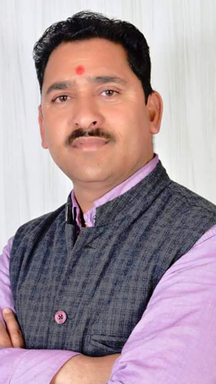 टिहरी के ज्वलंत मुद्दों पर मुख्यमंत्री की चुप्पी निराशाजनक : राकेश राणा