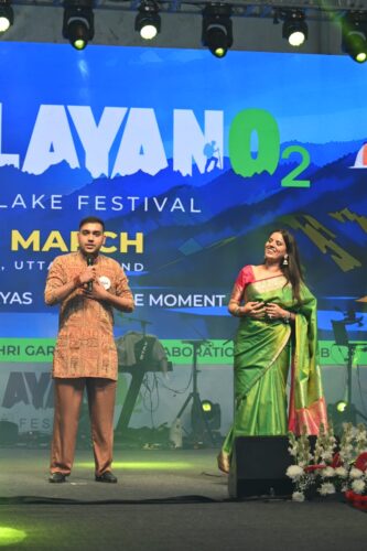 टिहरी लेक फेस्टिवल 2026: पांडवाज की दमदार प्रस्तुति, लेजर शो और माधोसिंह भण्डारी नाट्य मंचन से गूंजी पहली सांस्कृतिक संध्या