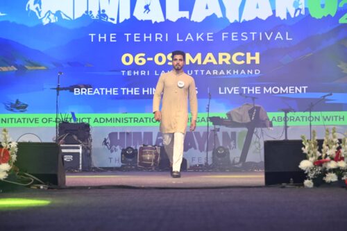 टिहरी लेक फेस्टिवल 2026: पांडवाज की दमदार प्रस्तुति, लेजर शो और माधोसिंह भण्डारी नाट्य मंचन से गूंजी पहली सांस्कृतिक संध्या