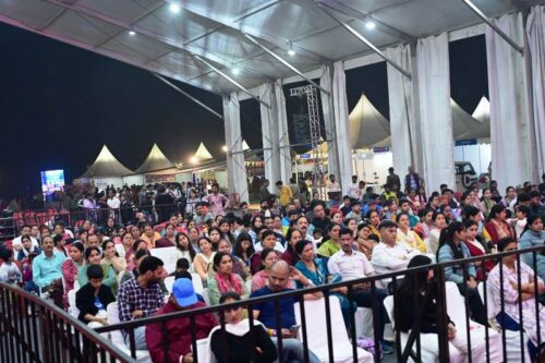 टिहरी लेक फेस्टिवल 2026: लेजर शो और सांस्कृतिक कार्यक्रमों से सजी शाम, मिस्टर–मिस टिहरी प्रतियोगिता के विजेता सम्मानित
