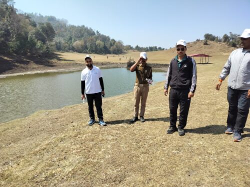 सबसे पहले एसडीएम घनसाली अलकेश नौडियाल पहुंचे बासरताल