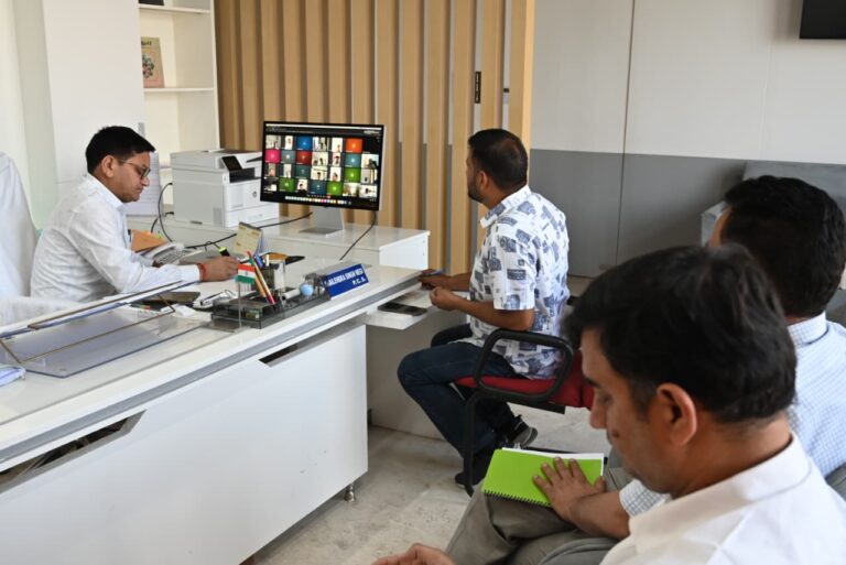 टिहरी में जनगणना कार्यों में तेजी, एडीएम शैलेन्द्र नेगी ने समयबद्ध पूर्ण करने के दिए निर्देश