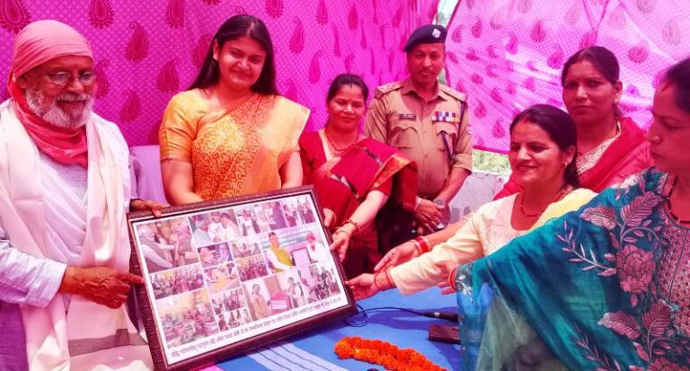 स्वरोजगार और स्वच्छता के क्षेत्र में सुषमा-संजय बहुगुणा का कार्य अनुकरणीय : पद्मभूषण डॉ. अनिल प्रकाश जोशी